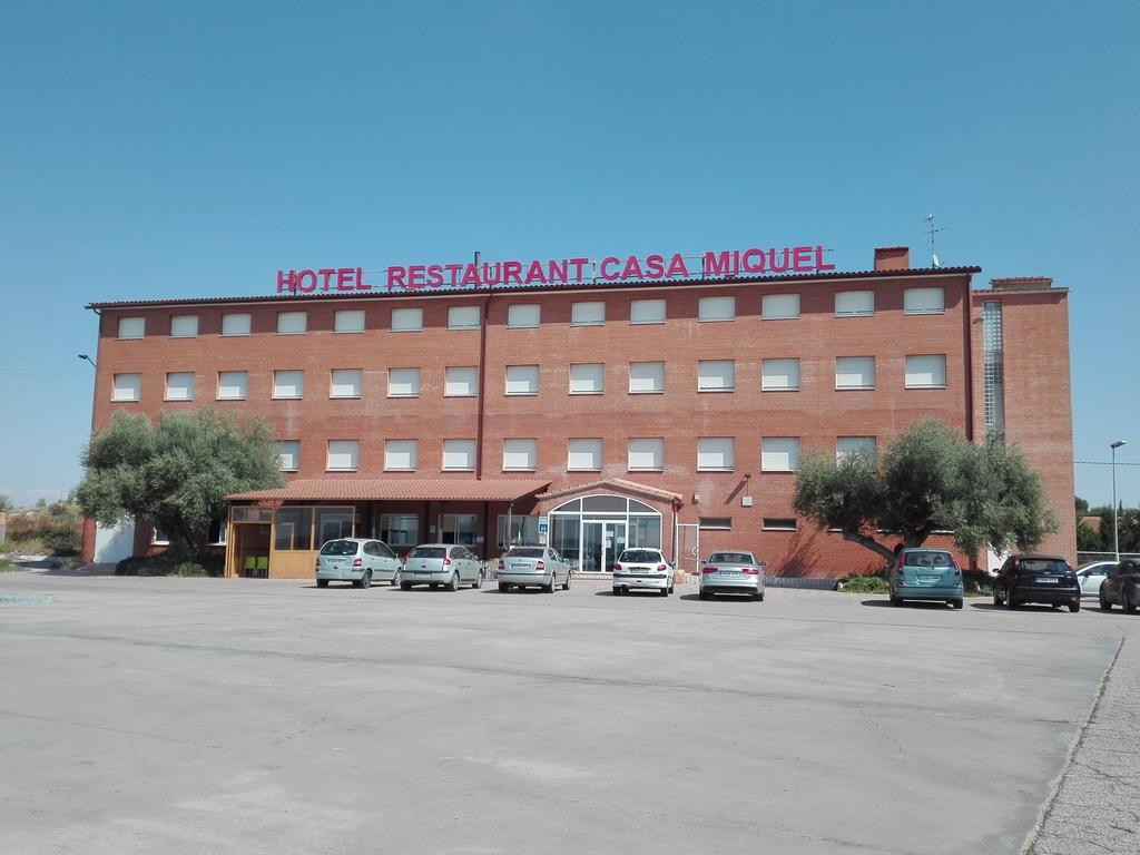 Hotel Restaurant Casa Miquel Alcarraz ภายนอก รูปภาพ